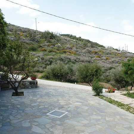 Four-bedroom Holiday In بيت للعطل