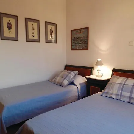 Four-bedroom Holiday In بيت للعطل انو سيروس