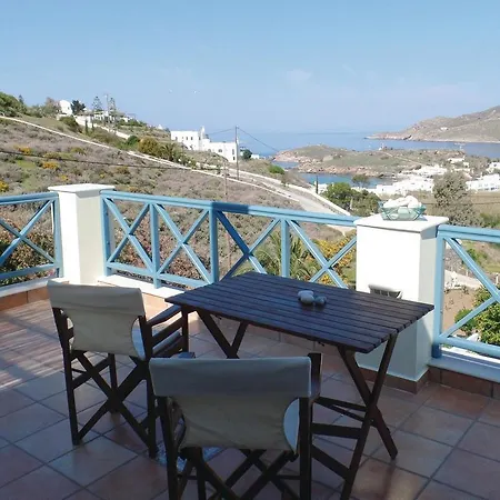 Casa vacanze Four-bedroom Holiday In