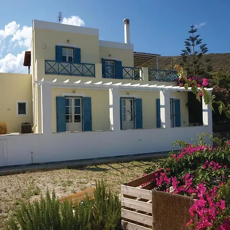 Four-bedroom Holiday In Casa vacanze *